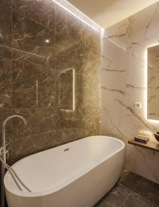 Centro III Calle Carrera De San Jeronimo 3Br 3Bh Madrid Kültér fotó