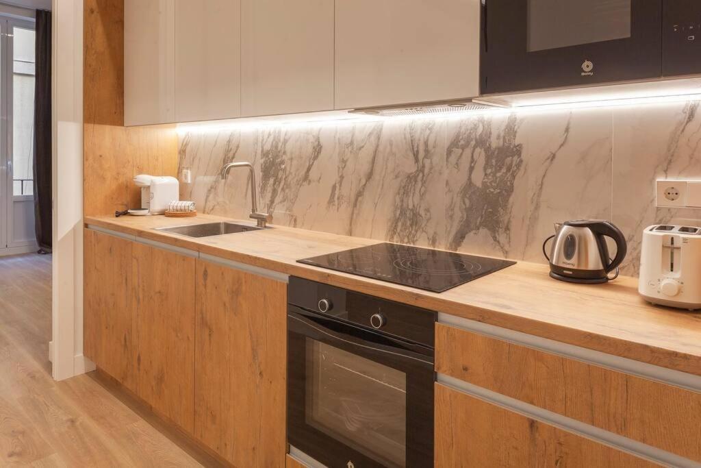 Centro III Calle Carrera De San Jeronimo 3Br 3Bh Madrid Kültér fotó